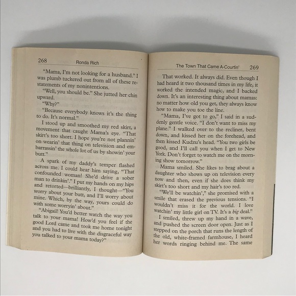 Reader’s Digest Large Print Book, The Sunflower and The Town That Came A Courtin - Picture 3 of 4